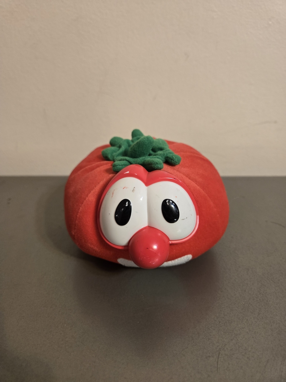 Vintage VeggieTales Bob the Tomato 5" Plush Toy